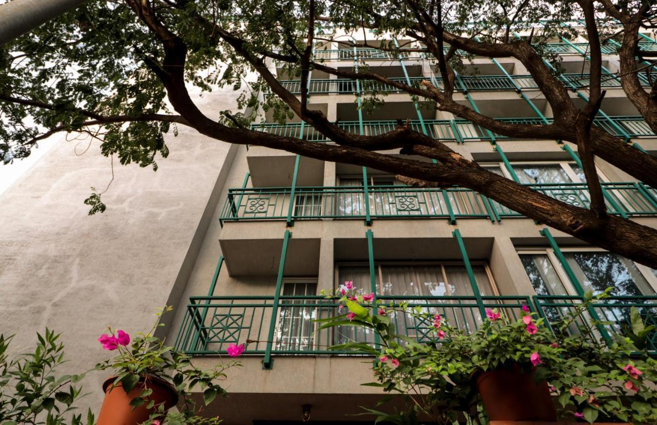 Bougainvilla Apartment Surate Exterior foto