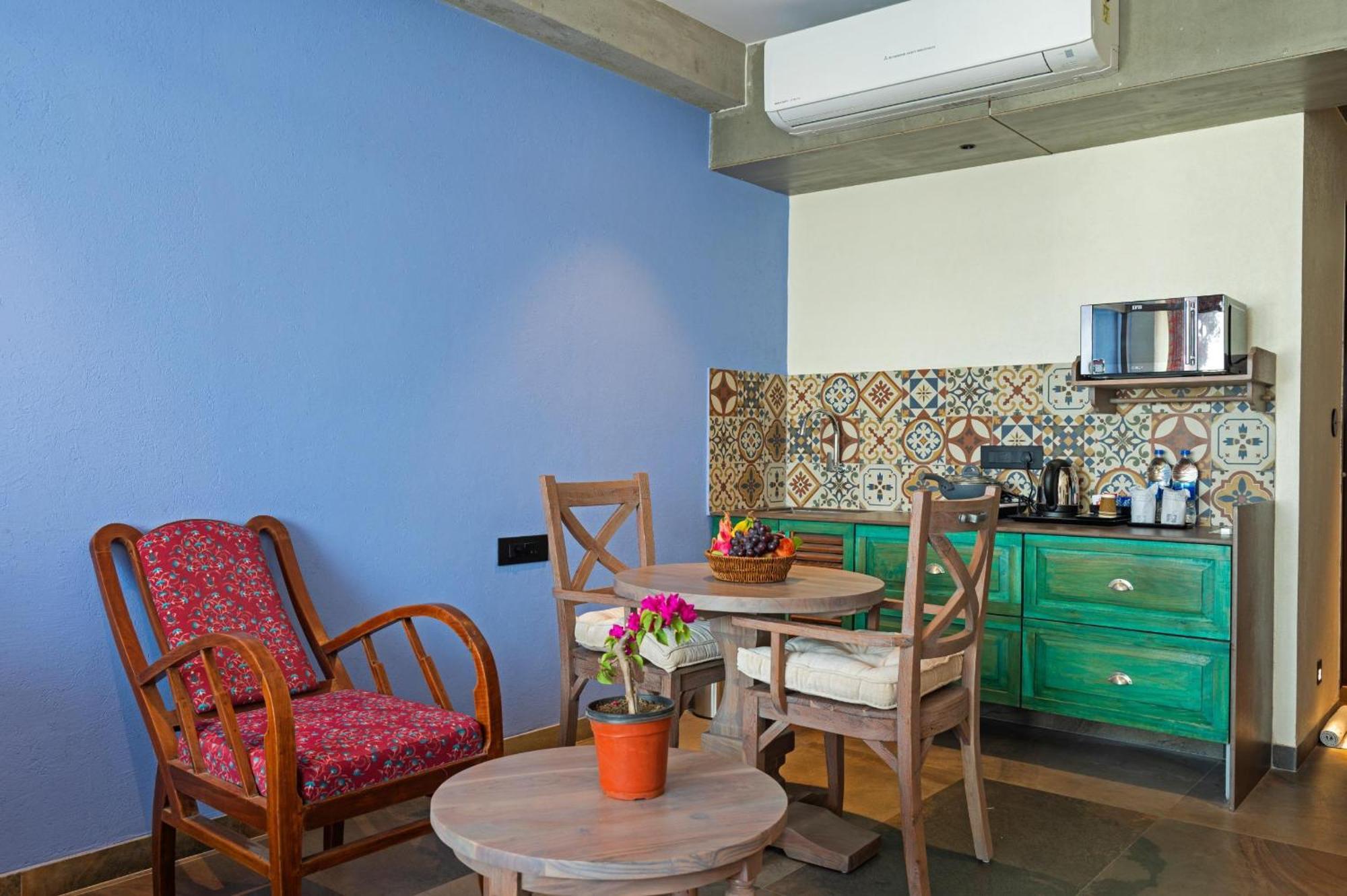 Bougainvilla Apartment Surate Exterior foto